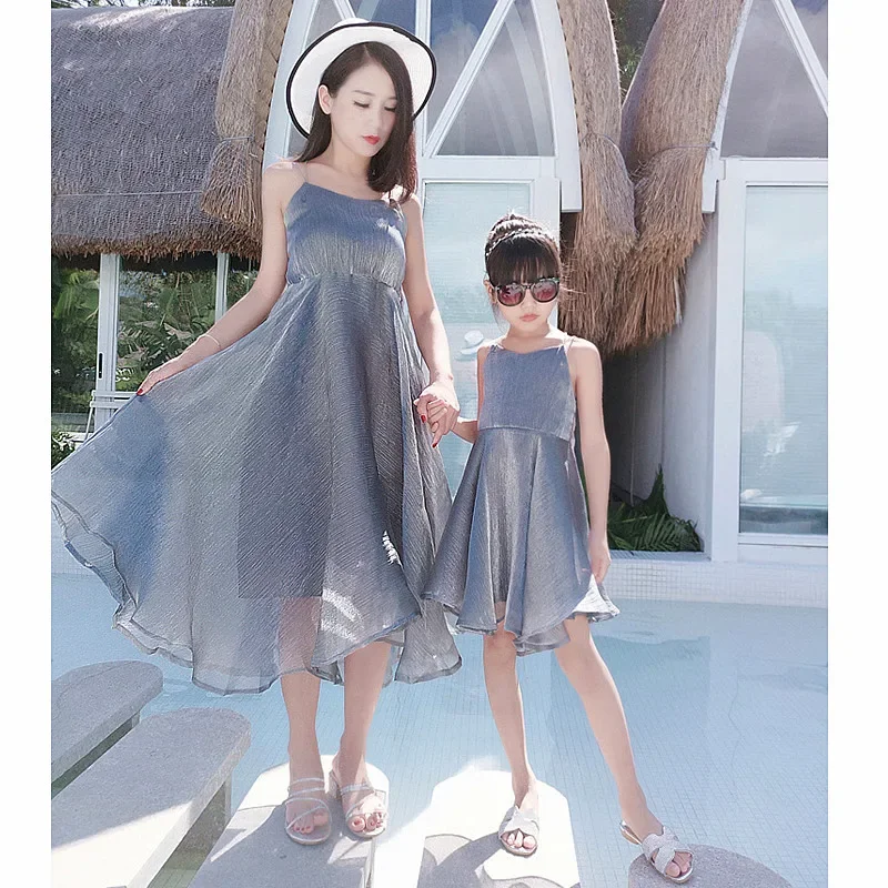 

Mother Daughter Matching Dress Beach Wear Vacation Look Mommy and Baby Girl Matching Clothes 2023 Summer Fashion Women Dresses