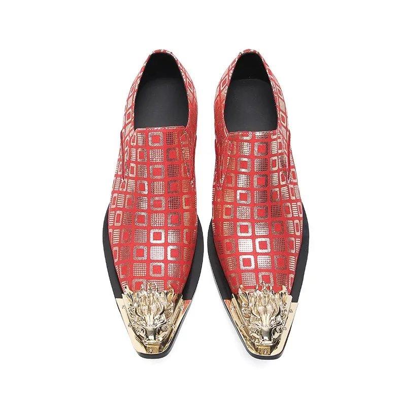 Stampe rosse da uomo scarpe in vera pelle scarpe a punta in metallo Design di lusso appartamenti Slip On Casual Business abito da sposa scarpa maschile