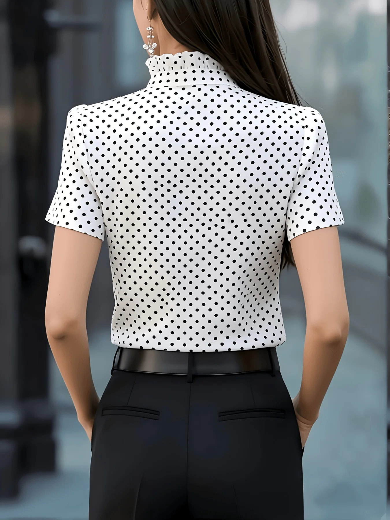 Elegante, lässige Damenbluse mit kurzen Ärmeln – perfekt für den Wochenendurlaub – Detail 2