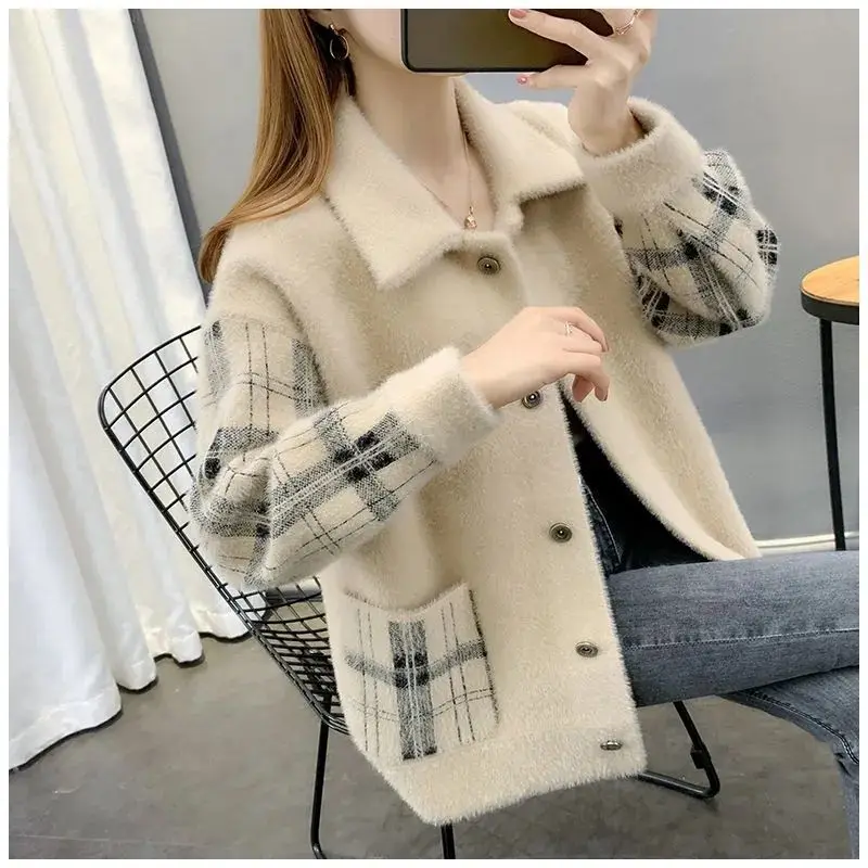 Autumn Winter Turn-down Collar Long Sleeve Fashion Outwear Women High Street Casual Printing Button Pockets Cardigan Warm Tops