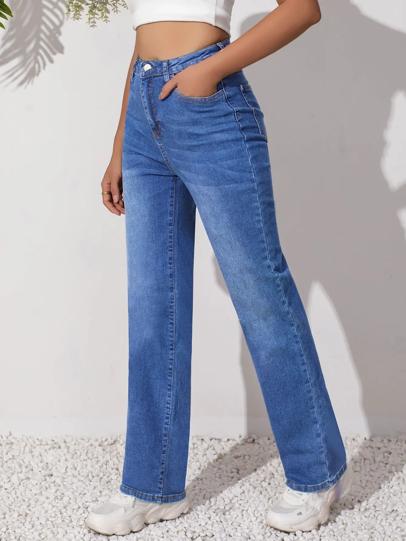 Trendy Y2k Jeans For Woman Blue Stretch Denim Pants Classic Straight Leg Comfort Fit Vintage Style Must Have Fashion
