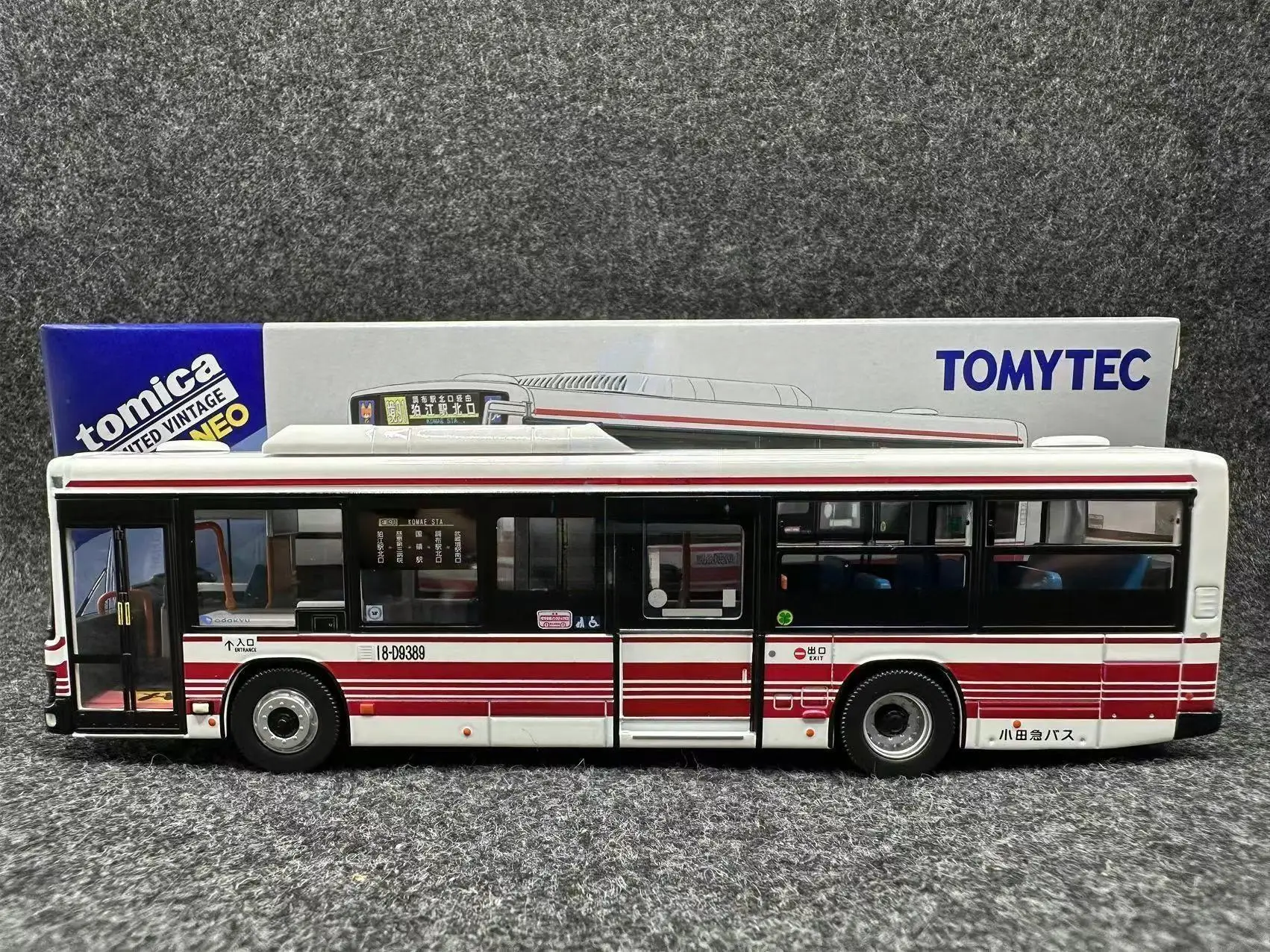 

2403 Tomytec Tomica TLV 1/64 LV-N245g Isuzu Elga Oda-Kyu Bus Die-cast alloy car model collection display gift