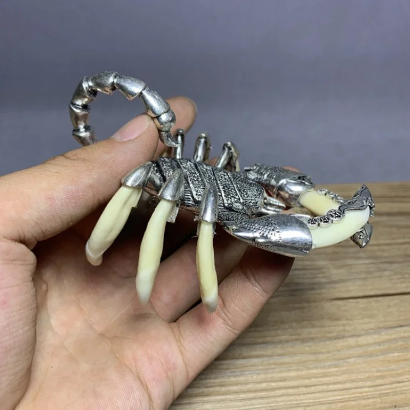 Genuine Tibetan Mastiff Tooth Scorpion Decoration Elegant Men's Dog Teeth Hand Pieces