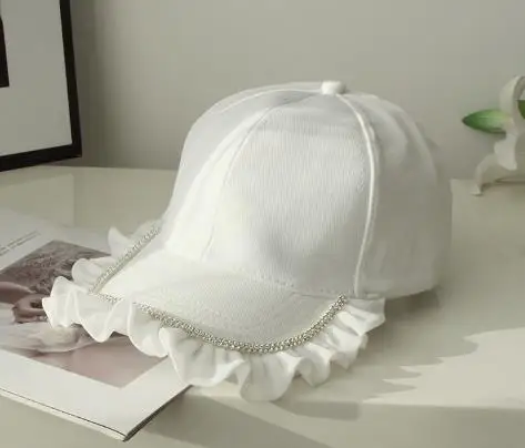 

Visors Female Spring and Summer New Ruffled Rhinestone Fashion Sunscreen Baseball Cap