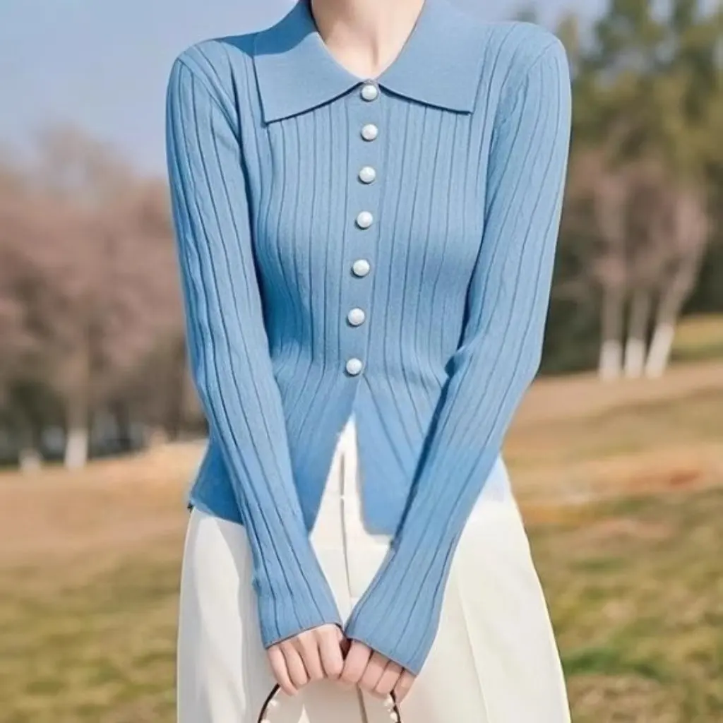 

Women's European High-end Korean Style Chic Blue Knitted Sweater Early Spring Commuter Top