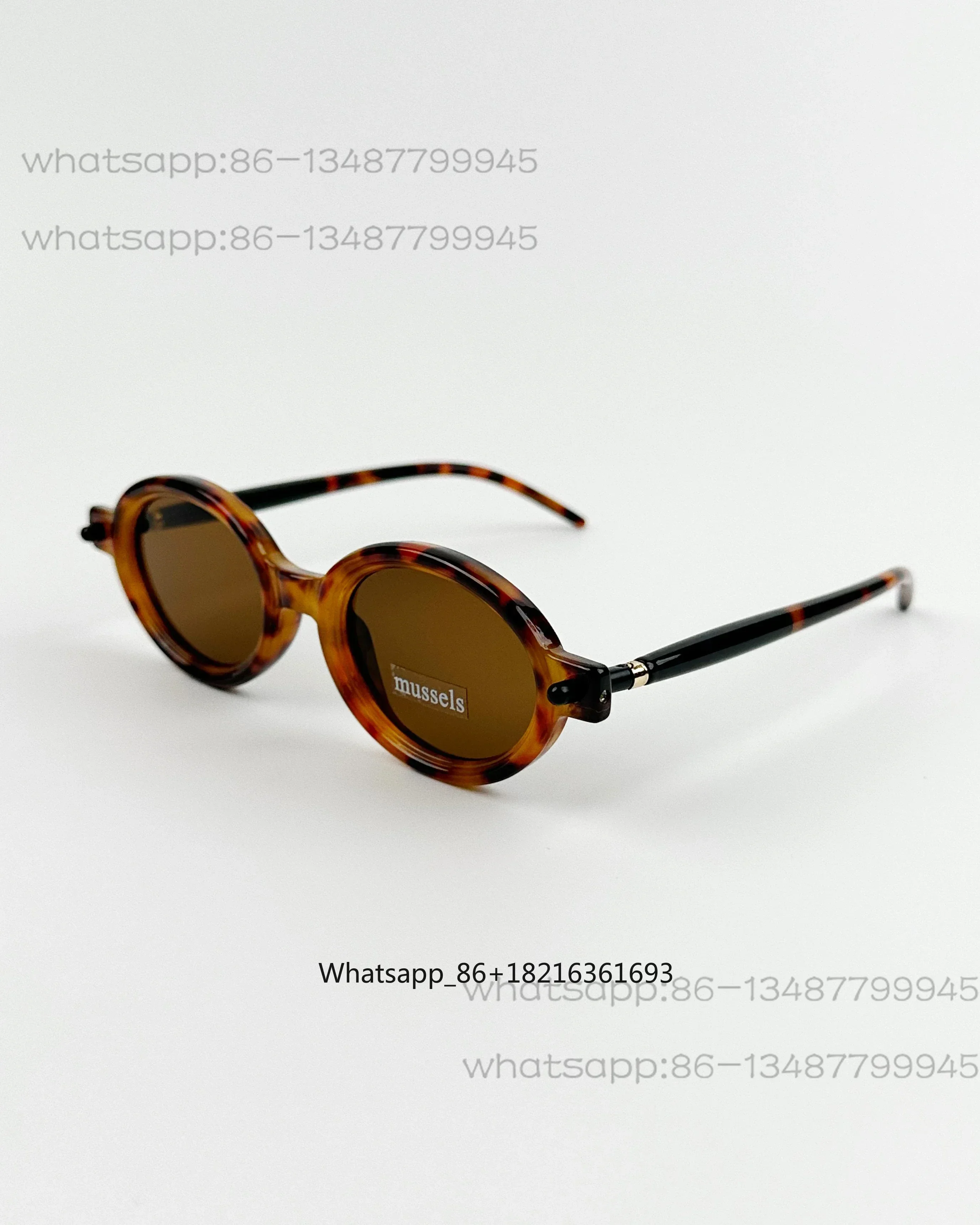 Retro small frame oval sunglasses with UV protection, fashionable street photo concave shape, Instagram popular runway show