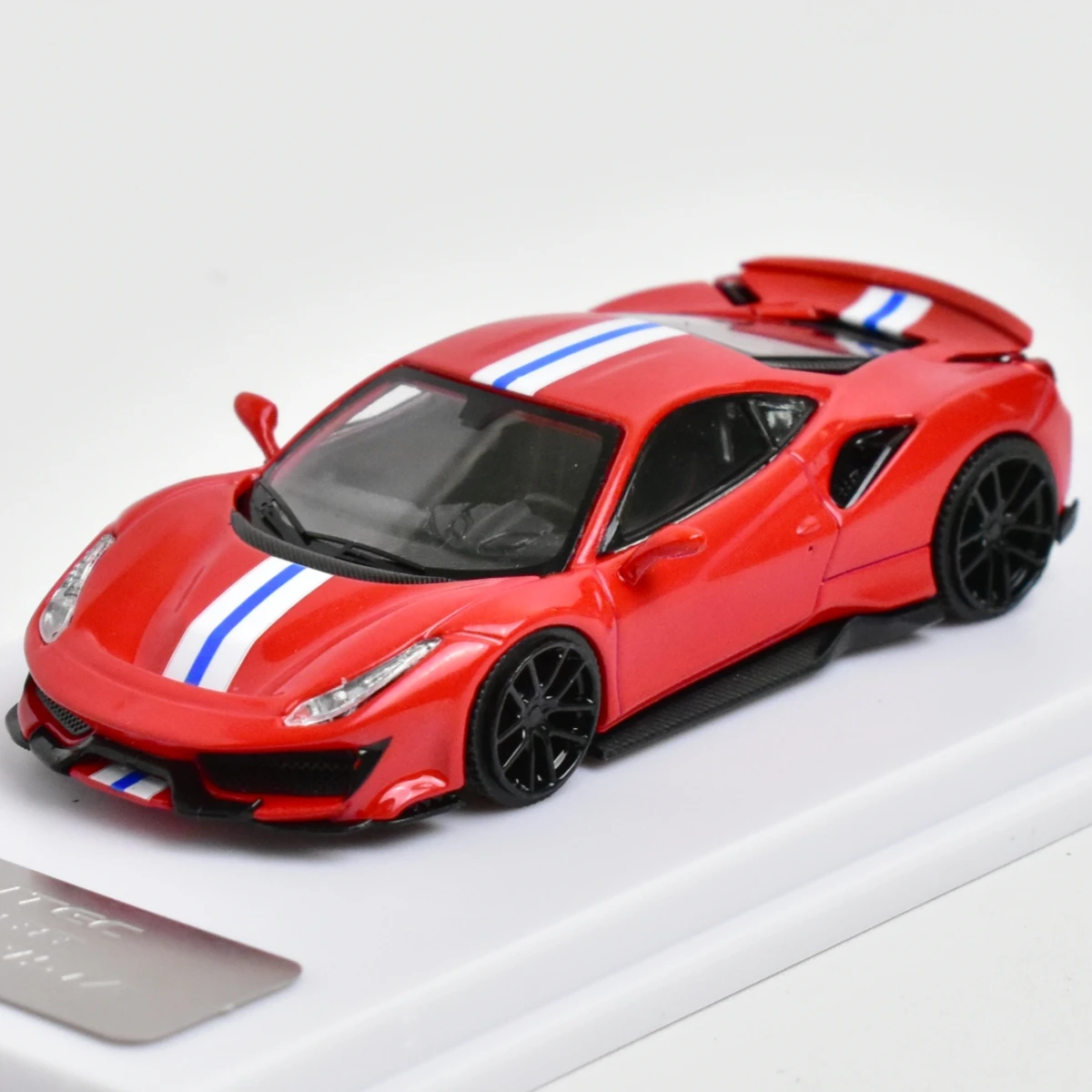 DCM 1:64 Novitec 488 Pista Diecast Model Car