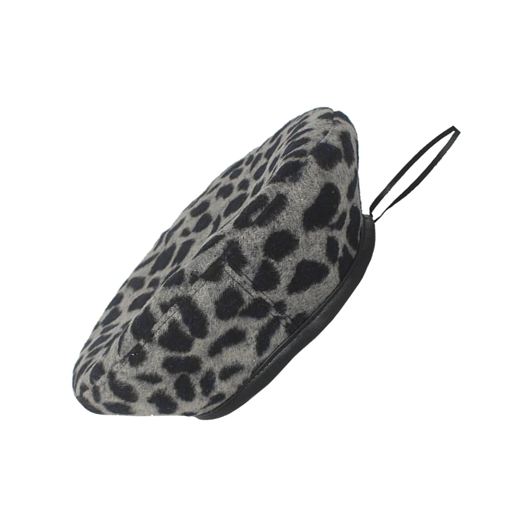 

Leopard Print Beret Hats for Women Felt Artist Hat Warm Comfortable Lightweight Soft Breathable Ideal Romantic Vacation Regular