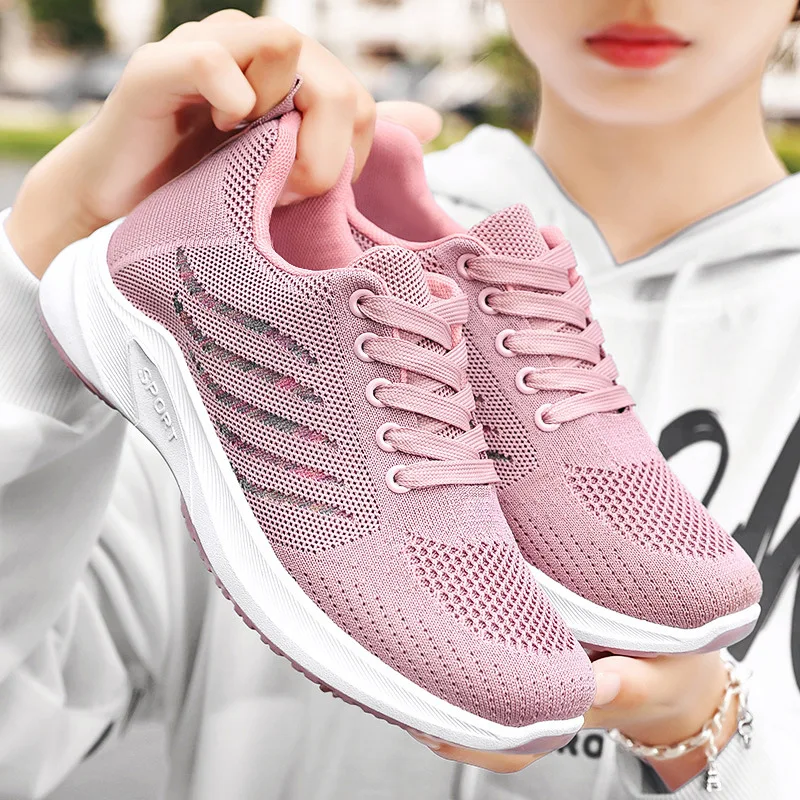 2023 New Women Sneakers Spring Summer Mesh Breathable Sport Shoes Female Leisure Walking Shoes Non Slip Mom Sneakers Comfortable