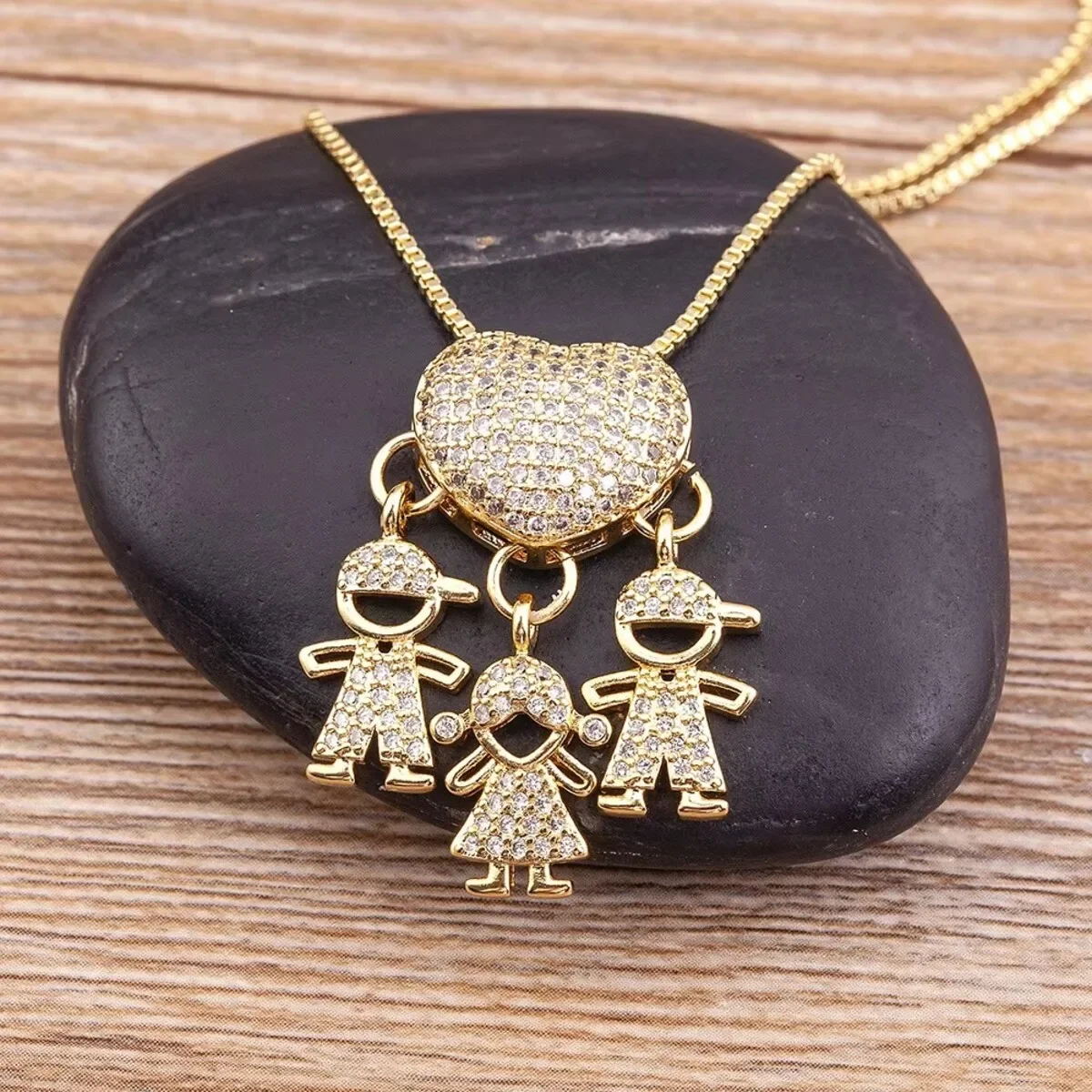 3 Kids Family Heart Pendant Necklace ✨ Gold-Plated Love Symbol for Son & Daughter – Copper Chain Matching Family Jewelry Gift image 2