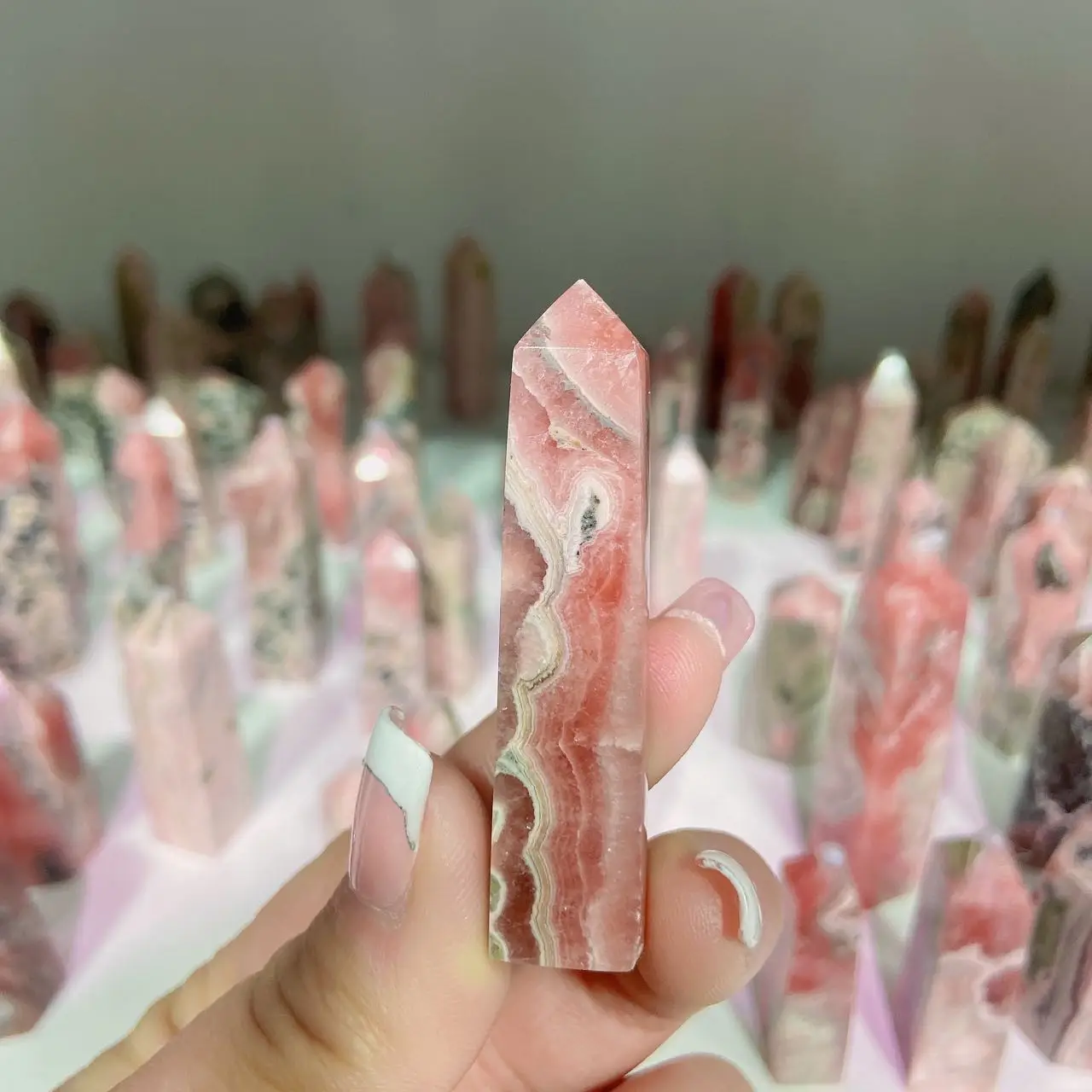 Natural Rhodochrosite Stone Crystal Point Healing Quartz Home Chakra Decoration 1PCS