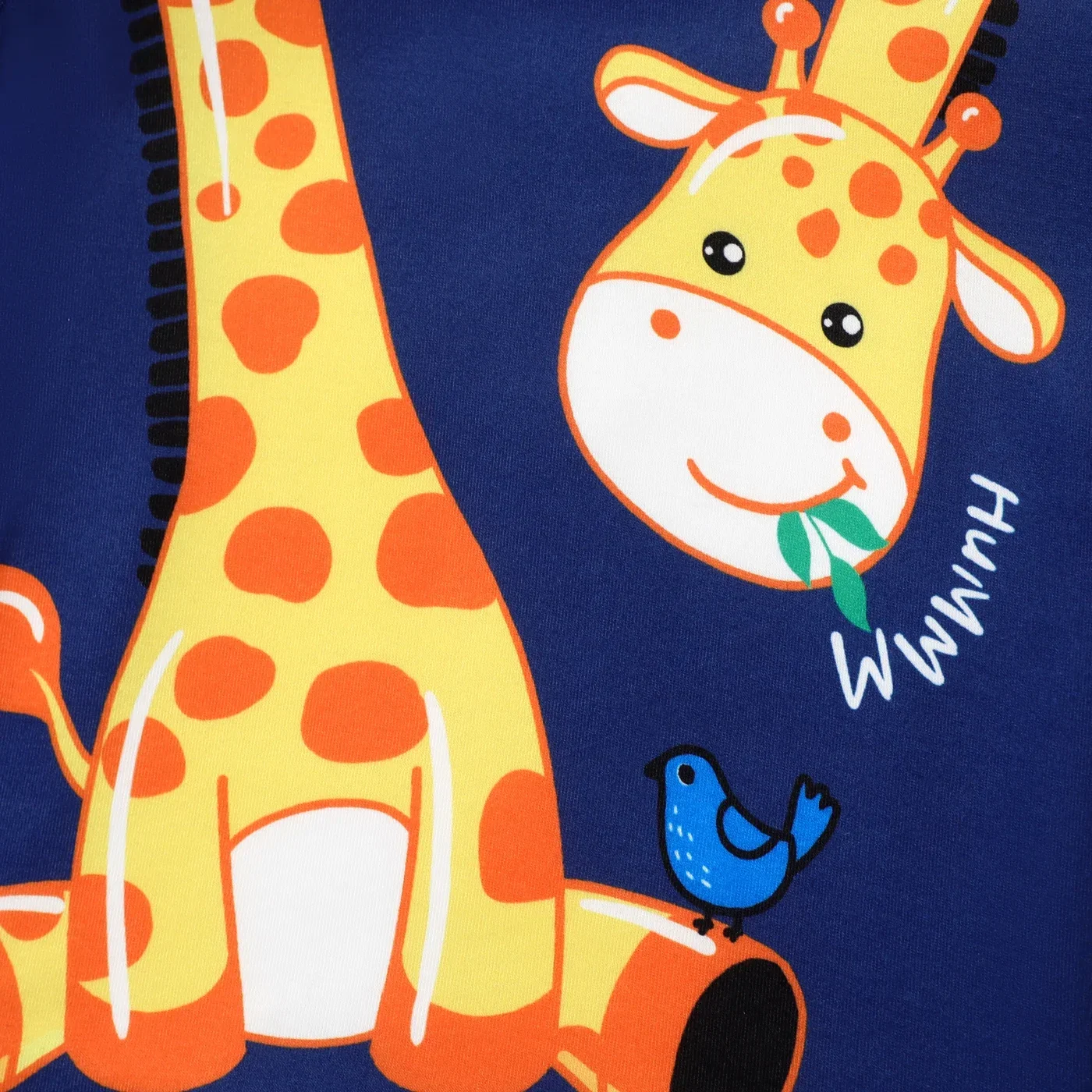 PatPat Toddler Boy Animal Giraffe Print Short-sleeve Tee Soft and Comfortable  Perfect for Outings and Daily Wear Basic Style