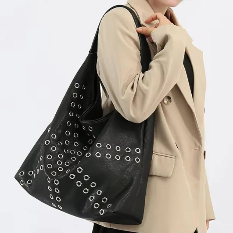 

Fashion Rivet Shoulder Bag New Black Hollow Women Handbag High-end Pu Retro Motorcycle Underarm Bag Large Capacity Women's Bag
