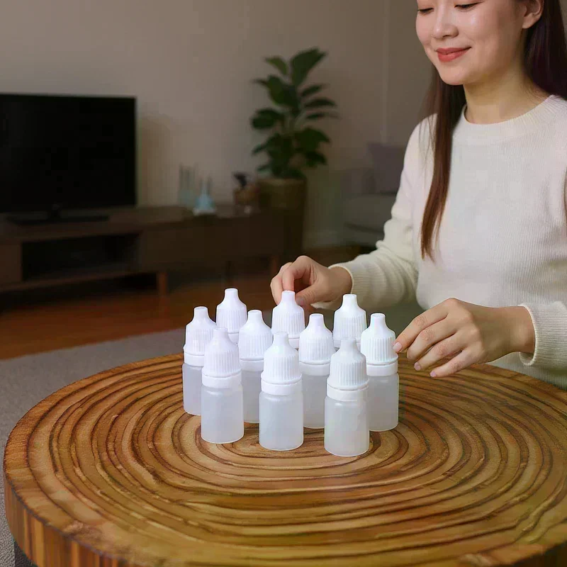 10PCS 5/10/15/20/30/50ml Empty Plastic Dropper Bottle Paint Beauty Oil Squeezable Refillable Bottle Cosmetics Storage Bottles