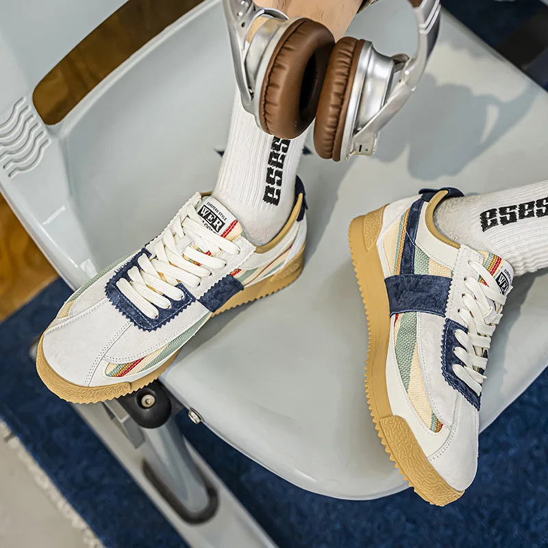 

Модные всесезонные повседневные вулканизированные мужские кроссовки на плоском каблуке с низким верхом и круглым носком на шнуровке, хит продаж, модные цветные блоки