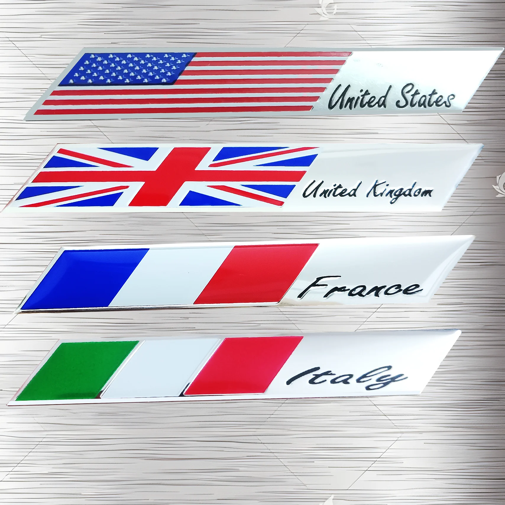 2pc Aluminum car stickers of Italian flag US flag French flag  British flag are suitable for cars motorcycles bicycles suitcases