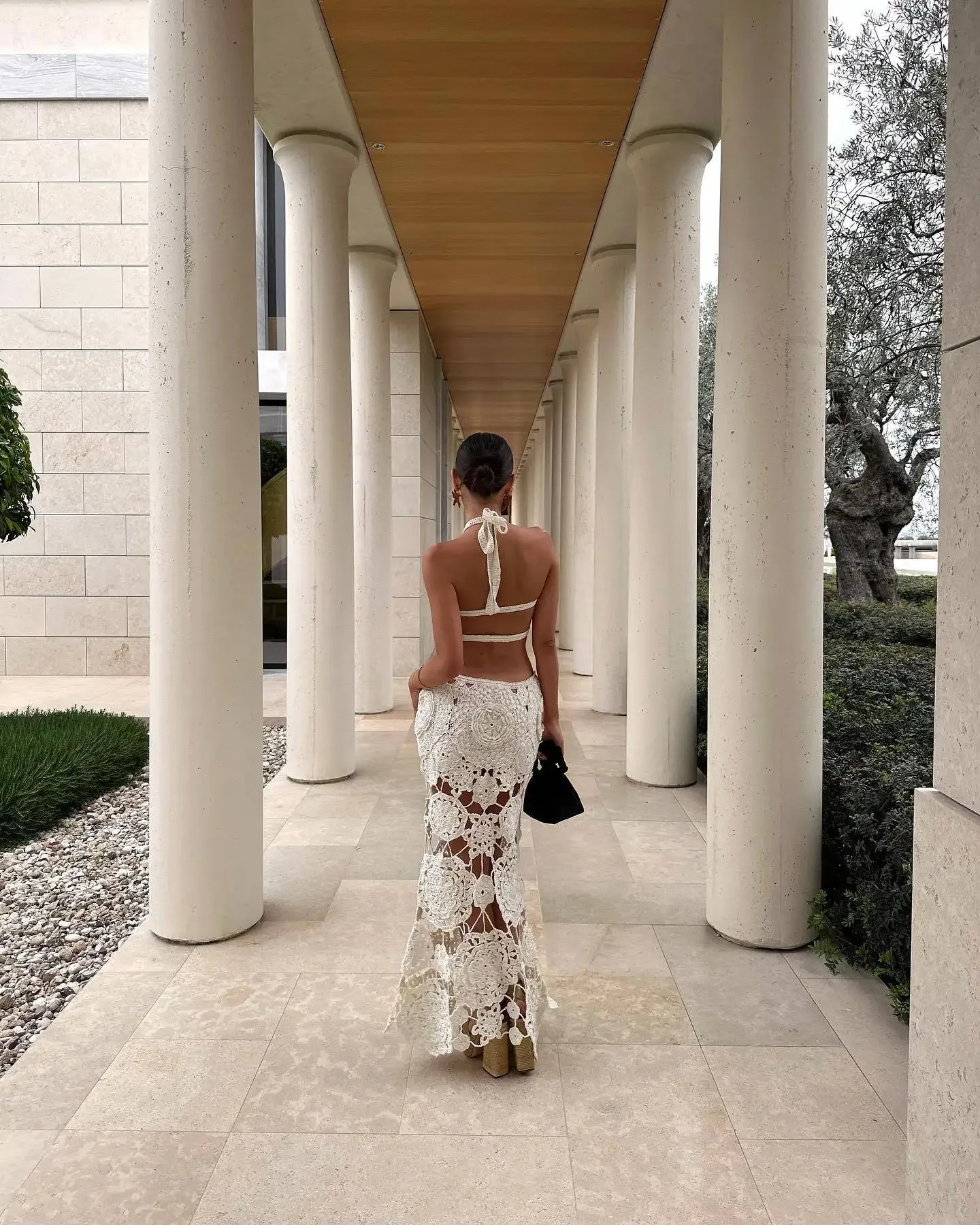 Fmxires Neues Häkel-Strand-Urlaubskleid für Damen, rückenfrei, Neckholder, hohl, tailliert, dünn, gestrickt, Arabesques, Mitternachtsfeier, Clubwear