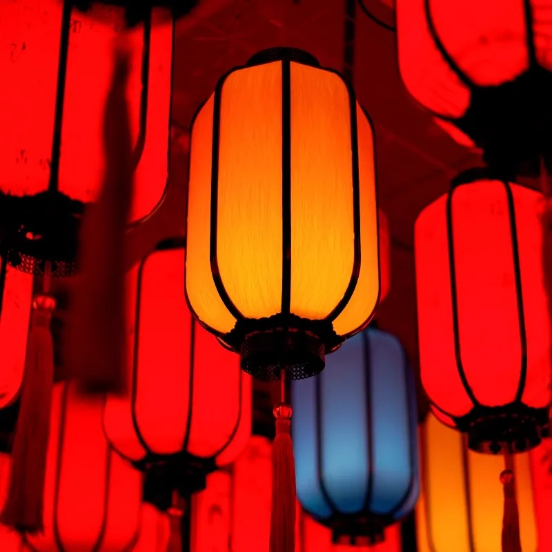 

Antique sheepskin lantern chandelier Spring Festival ancient style pendant palace lamp outdoor new Chinese style decoration