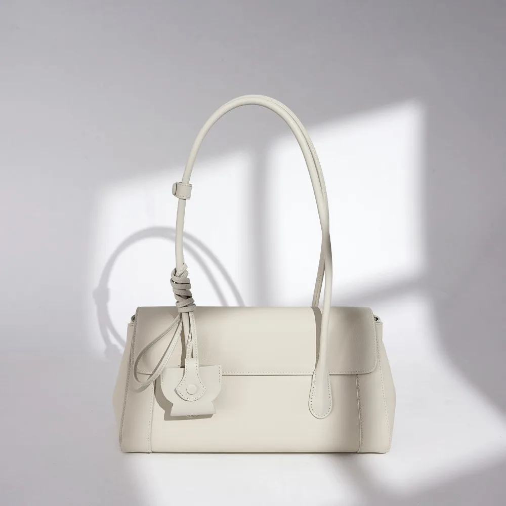 Spring New Foreign Style Shoulder Simple Light Luxury Leather Handbag Women's Senior Commuter Armpit Relaxed Fashion  Exquisite