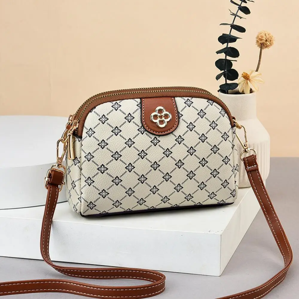 

Messenger Bag Middle Aged Versatile Portable Cellphone Pouch Elderly Women Shopping Soft Leather Compact Shoulder Bag 2024 New