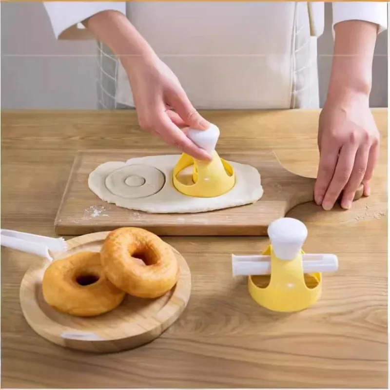 Desserts Bread Patisserie Baking Tools Food Cookie Cake Donut Mold cuisine Cutter DIY Stencil Doughnut Maker Pastry Mould decor