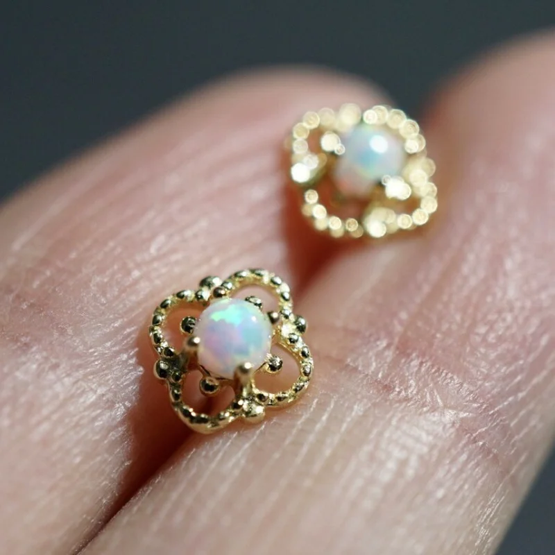 Vintage Fashion Gold Color Flower Natural Stone Stud Earrings for Women Opal Earrings Bridal Wedding Party Jewelry Accessories