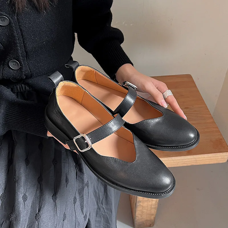 

MKKHOU Fashion Pumps New High Quality True Leather Mary Janes Shoes Round Toe V-Neck Belt Buckle Low Heel Leather Shoes