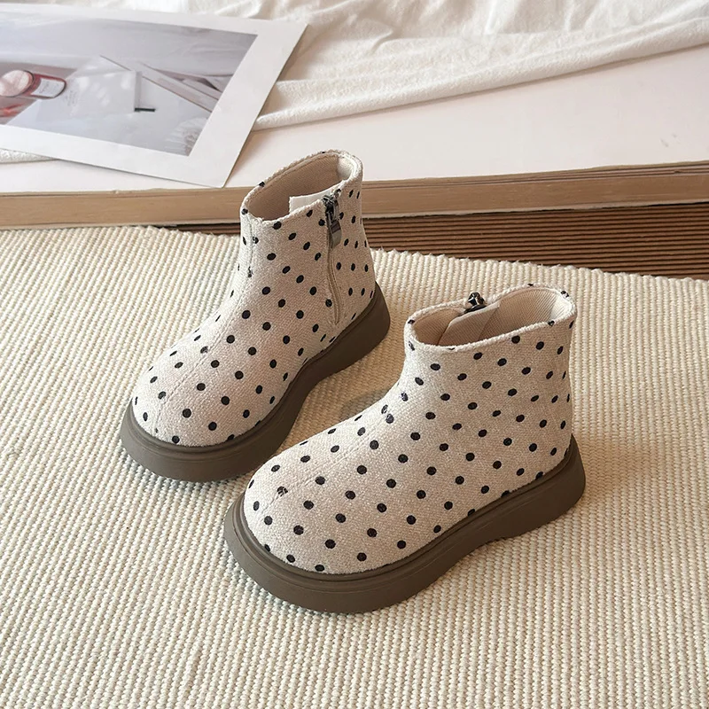 Girls' Princess Short Boot 2026 Autumn/Winter New Korean Edition Child Warm Shoes Fashion Girl Anti Versatile Skating Snow Boots