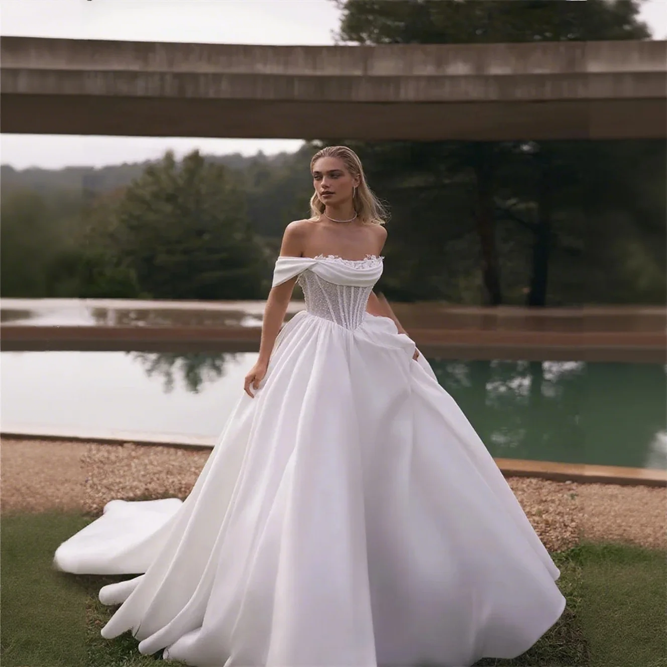 

Customized Off-Shoulder Floral Applications Satin A-Line Wedding Dress with Back Lace-Up Floor-Length Sweep Train Gown for Bride