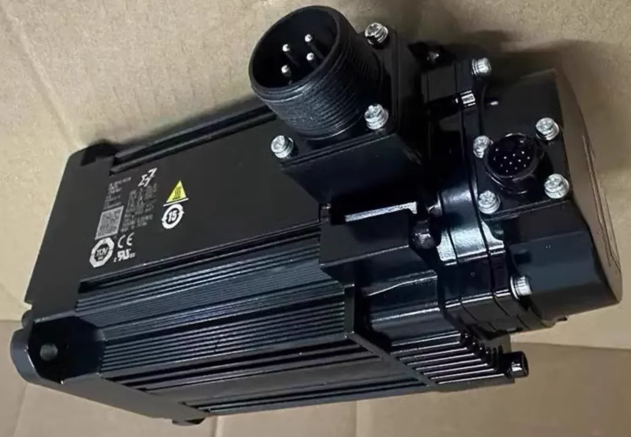 

SGM7A-25A7A61 Совершенно новый серводвигатель, быстрая доставка, SGM7A 25A7A61