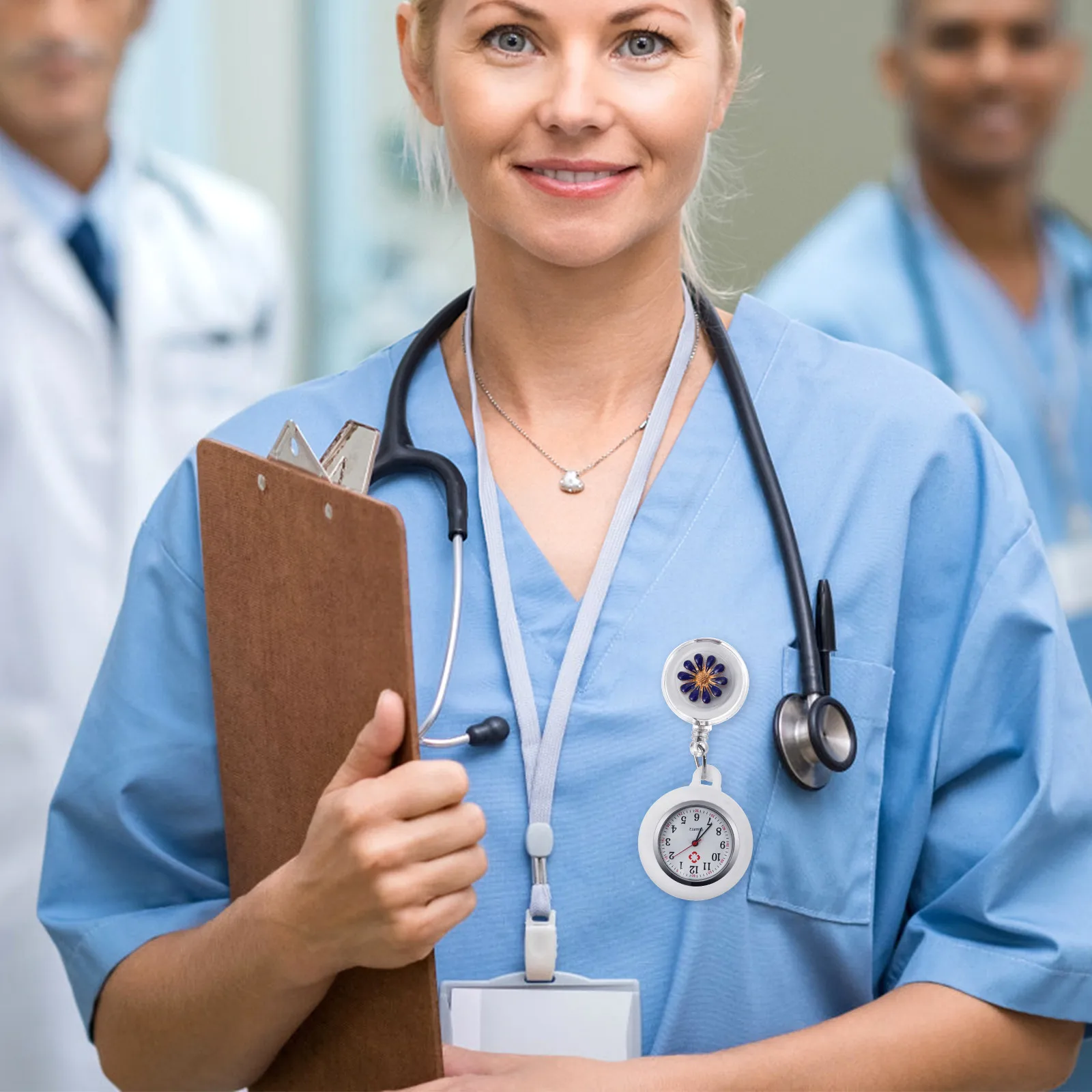 

Модные карманные часы для медсестер с суперпрозрачным стеклом, регулируемой датой и временем, на клипсе, идеально подходят для врачей, медсестер, на праздники.