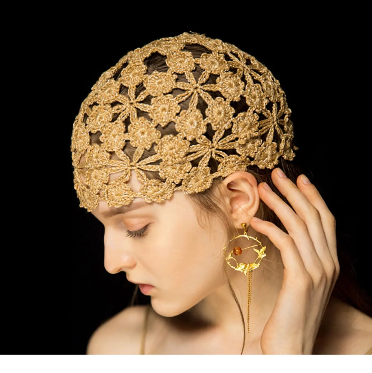 

Handmade White Knitting Hat Autumn And Winter Korean Version Of Versatile Wool Hat Sweet And Lovely Bow Bud Beret