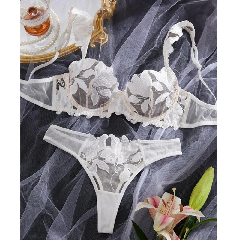 

Fancy Lingeries Sexy Hot Bra Set Delicate Embroidery Mesh Underwear Babydoll Pure Desire Intimate Underwear Set Daring Lingerie