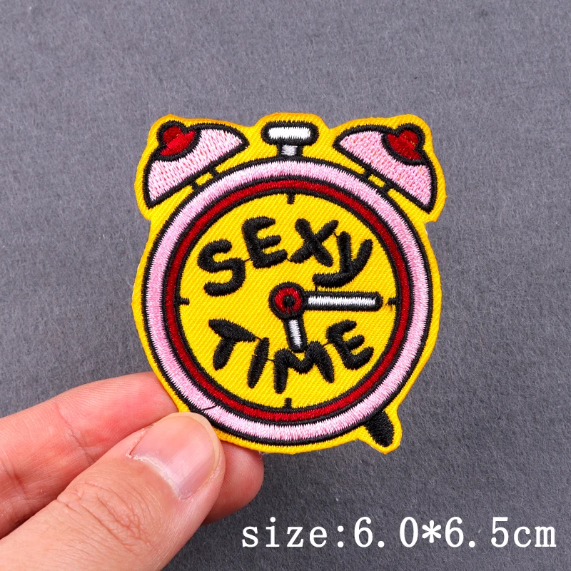 Sexy Patch Iron On Patches For Clothing Hip Hop Punk Embroidered Patches For Clothes Skull Love Embroidery Patch Stickers Badges