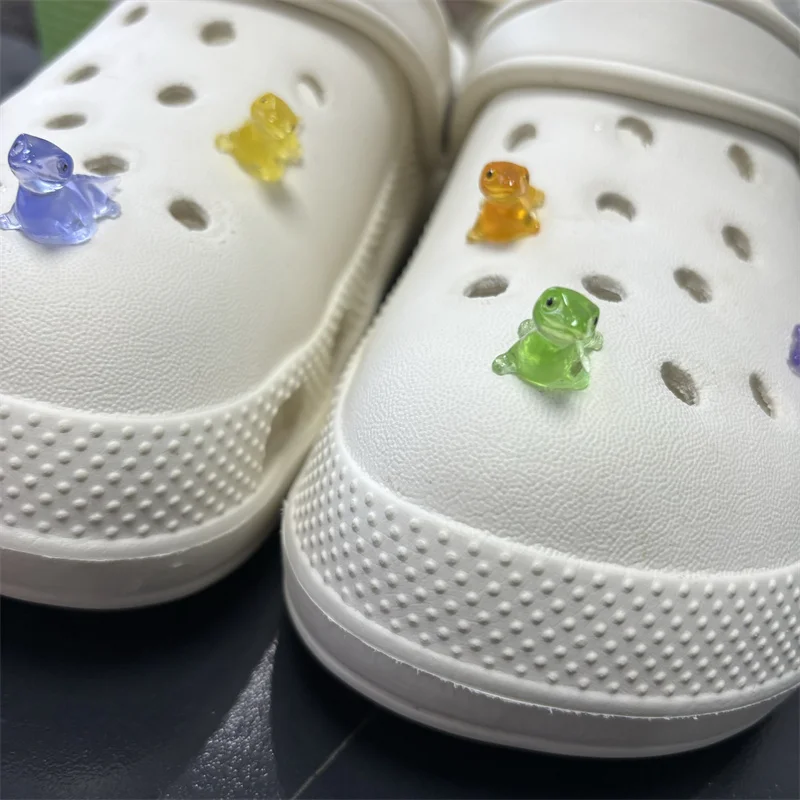 6 pezzi lucertola a luminescenza accessori per scarpe fai da te scarpe per bambini fredde ciondoli per zoccoli sandali Natale, regalo di compleanno