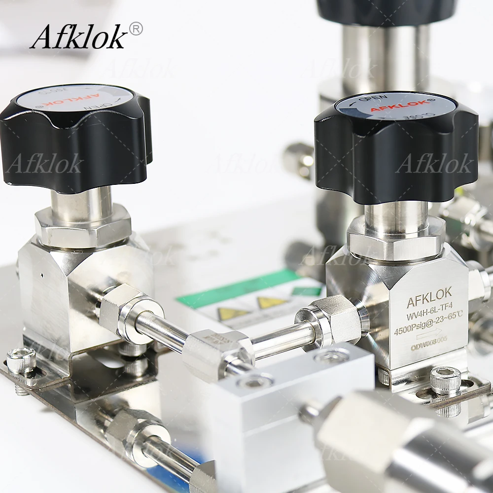 Dual Side Automatic Switching Panel Uninterrupted Gas Supply Manifolds Pressure Regulators