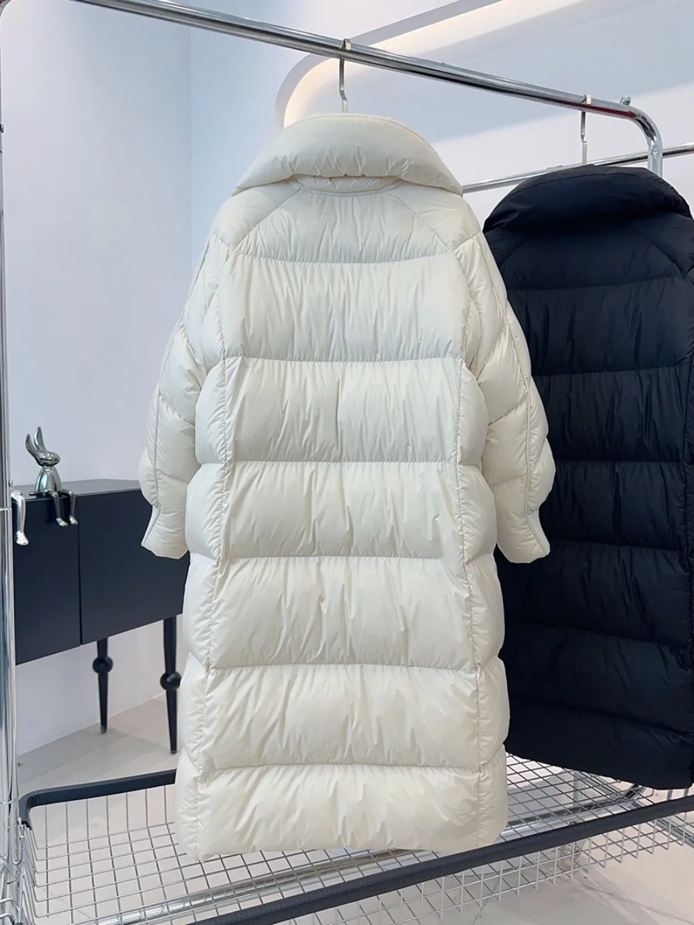 The Knee Fluffy Puffer Jacket Women 2024 New Winter Over Thickened Warm Loose Casual Fashion Goose Down Coat Waterproof Parka