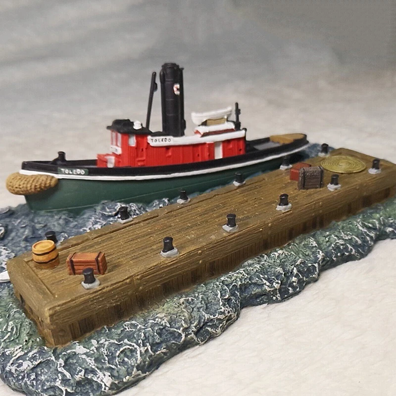 

19cm Miniature Model of The Toledo Tugboat Made Entirely of Resin Ships Static Model Ship Toy Ornament