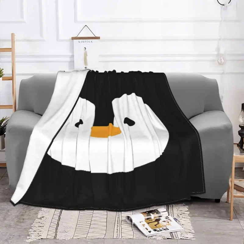 Cute Penguin Face Fuzzy Blanket Cartoon Animal Custom Throw Blankets for Home 150*125cm Back Piece