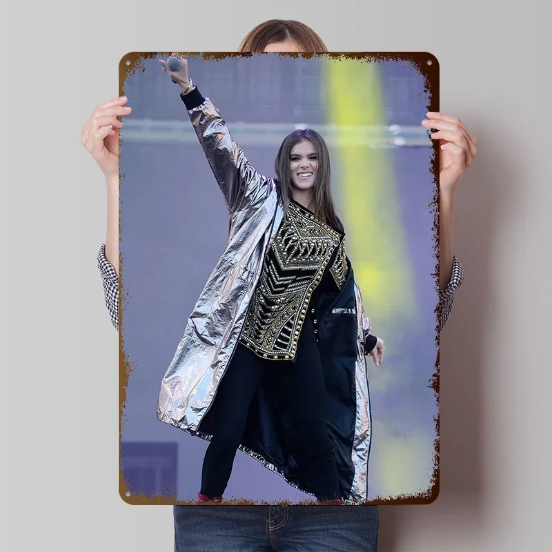 Sänger auf der Bühne Metallposter Individualisierte Wandkunst Retro Vintage Metallschilder für Männerhöhle Heimdekoration Zimmer Individuelles Schild