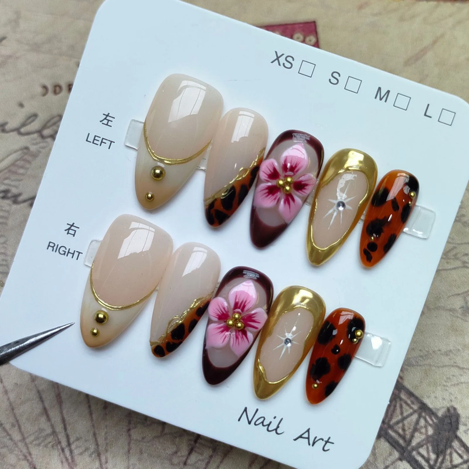 10pcs Handmade Retro Leopard print Press On Nails 3D Floral Almond Resin Fake Nail Tips Wearable Detachable False Nail Patches