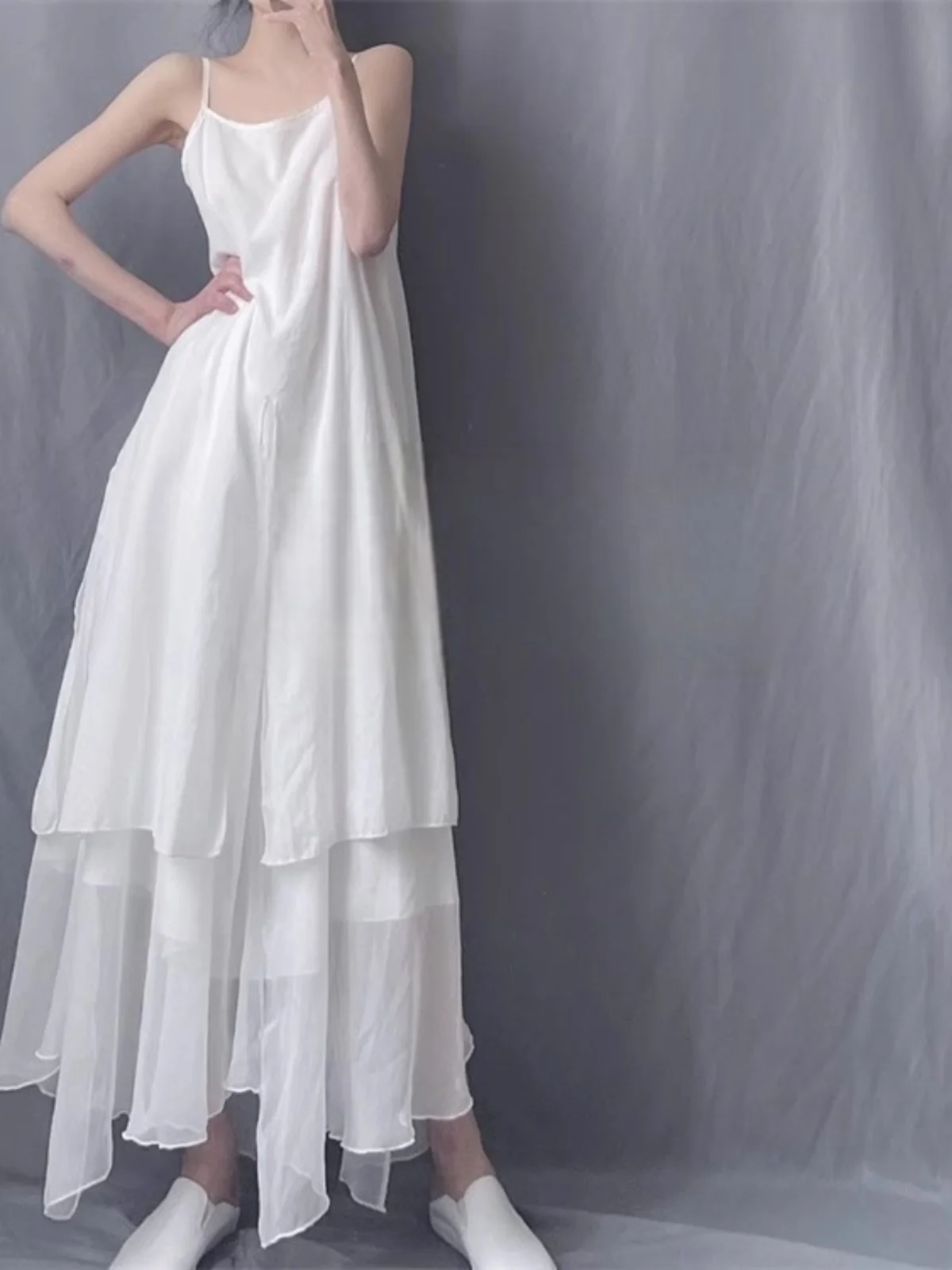 Vestido Longo de Verão F com Alças Ultra Longas em Tule de Três Camadas, Saia Solta em A, Estilo Vintage com Barra Ass...