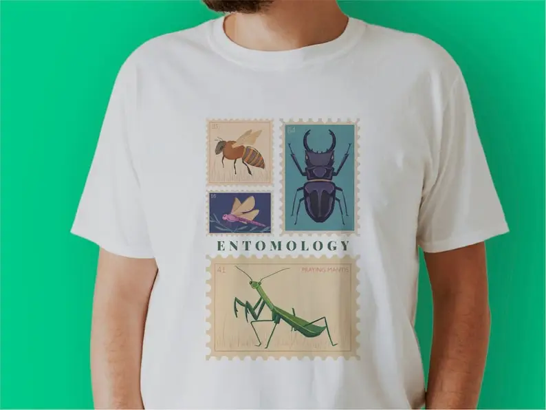 Cottagecore Entomology Tee Vintage Bug T Shirt Insect Praying Mantis Top Gift for Insect Lover Scientific Aesthetic Beetle Shirt