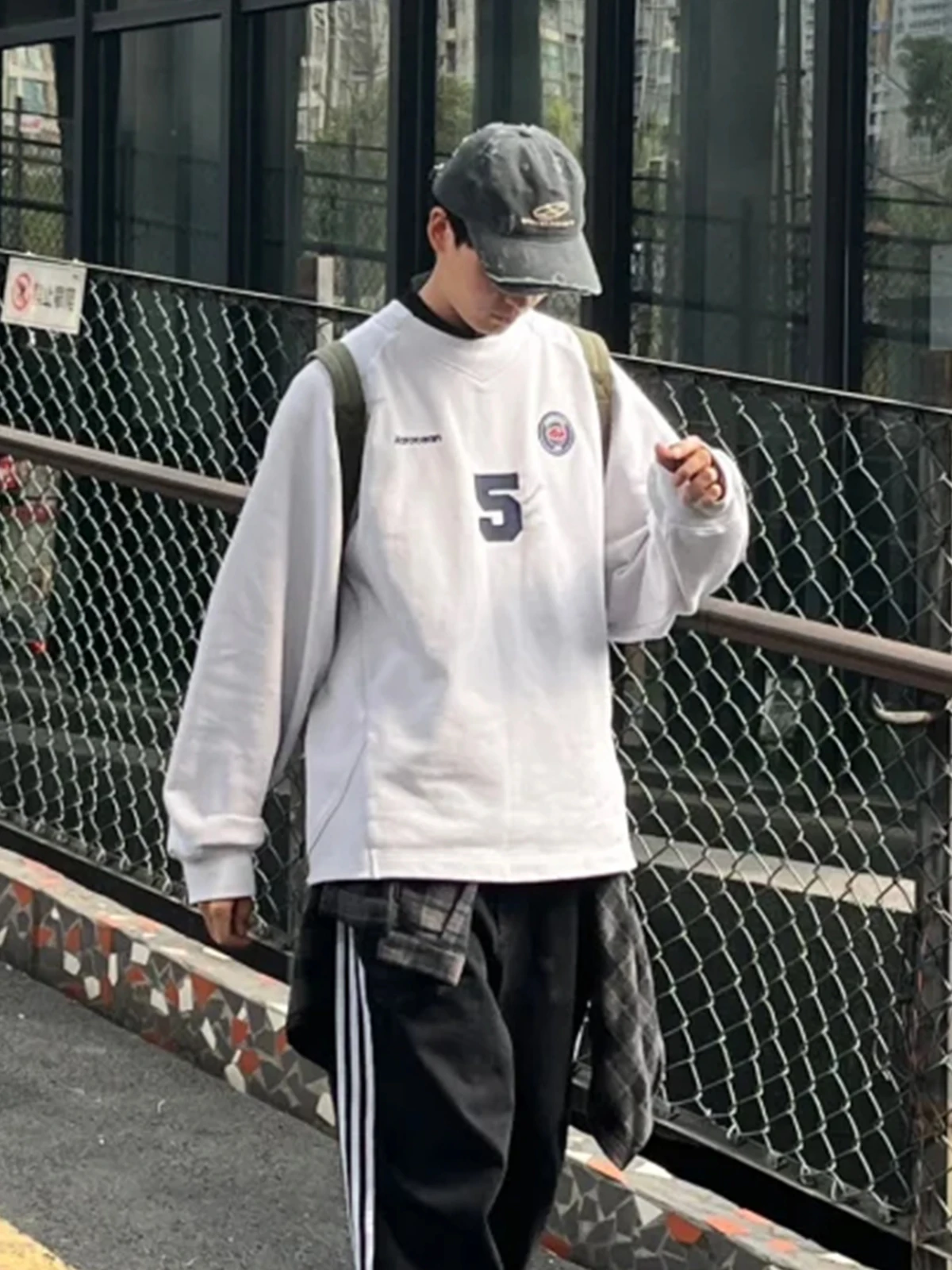 

American Sle Spor Sweatirt Men Spring Autumn Loose oulder Sve Patchwork Embroidery Casual round Ne Top