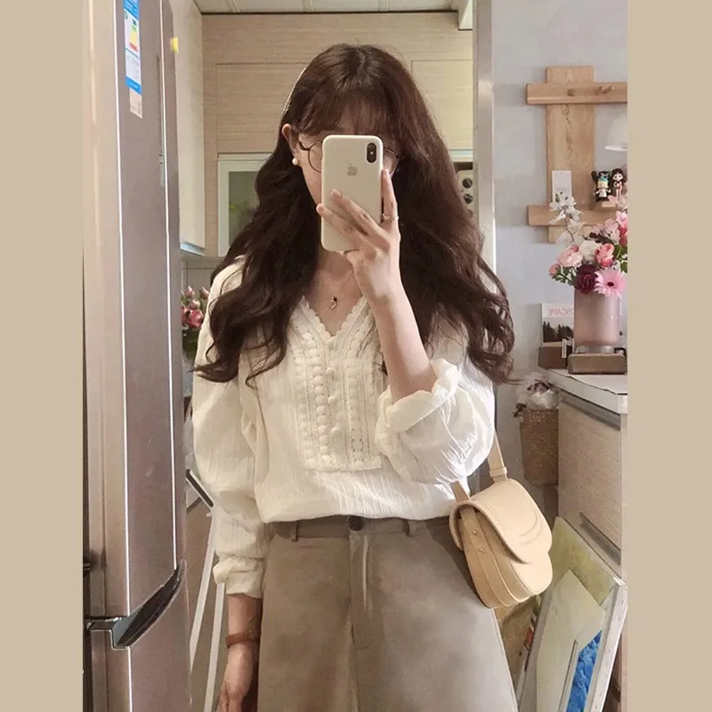 maideno-women's-lace-shirt-v-neck-loose-fit-inner-wear-spring-new-style-elegant-slimming-top-fashionable-casual-business