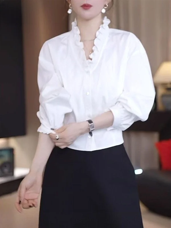 

Белая женская модная блузка с V-образным вырезом, длинными рукавами и рюшами, омолаживающая, свободного кроя, из полиэстера