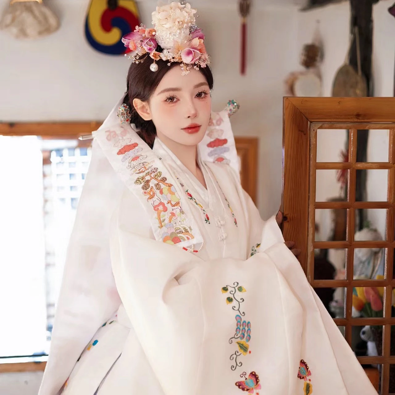 New Korean Embroidery Wedding Dress for Travel Photography hanbok Palace Costume Yanbian Korean Wedding Dress, Princess Yanji