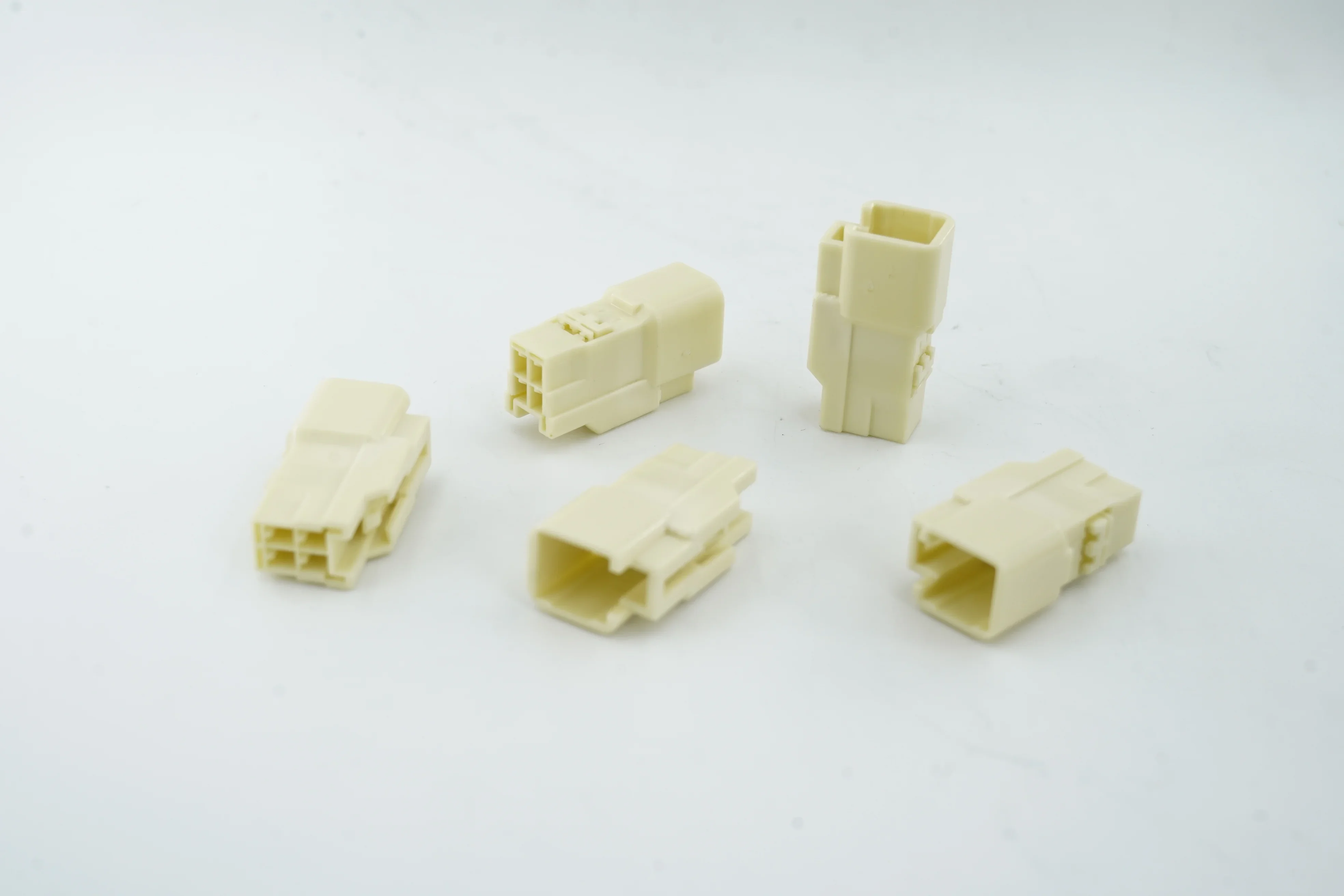 Te/tyco 1612268-1 conector de plugue retangular conector automotivo componentes eletrônicos