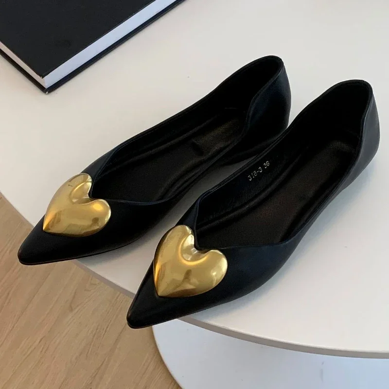 

Модные туфли на плоской подошве с металлическими украшениями, женская удобная обувь на мягкой подошве, женские элегантные модельные туфли, женская обувь с острым носком