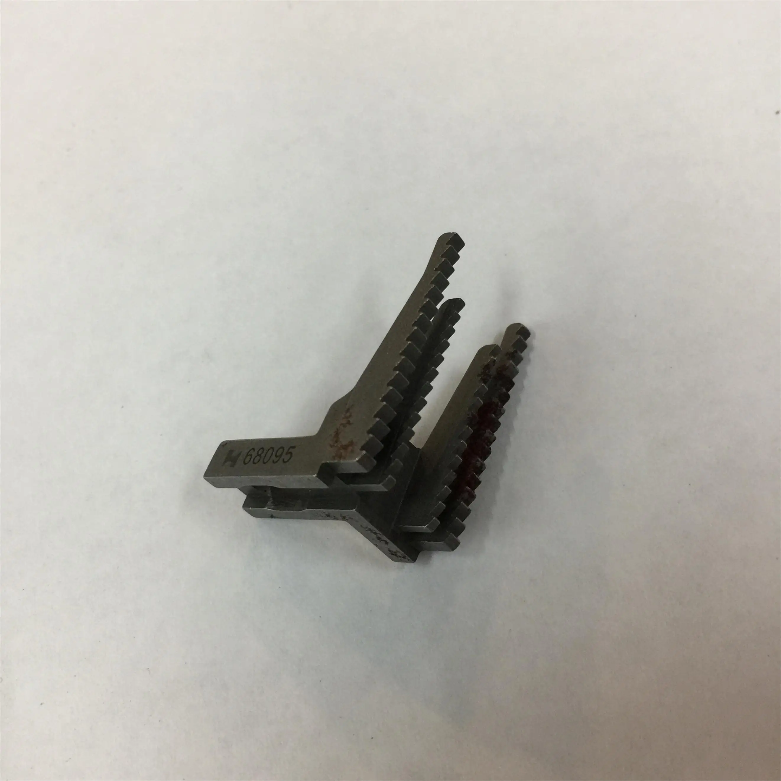 68095 68096 تغذية الكلب قوي H الأسنان أربعة إبر ستة المواضيع الأسنان ل ياماتو FD-62 الربط الأسنان سلس الملابس الداخلية مجفف الأسنان